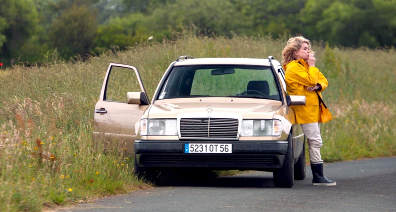 Em Ela Vai, Catherine Deneuve vive uma mulher que chuta tudo para o alto e cai na estrada | Divulgação