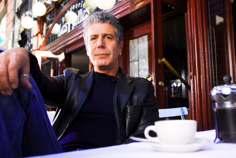 Punk, ex-junkie e bom escriba: Anthony Bourdain comanda o restaurante Les Halles, em NY | Divulgação