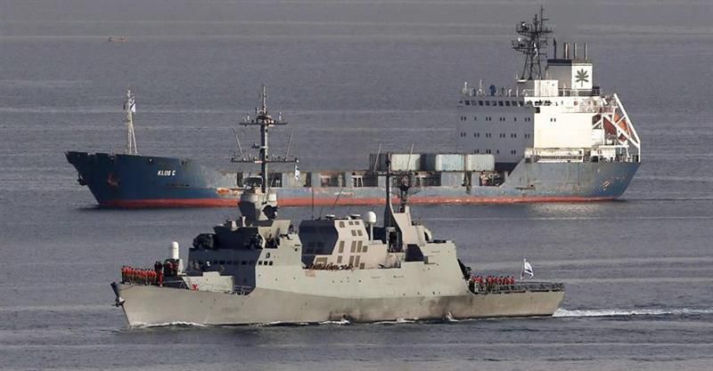 Israel afirma que o navio carregava dezenas de foguetes M-302, originalmente fabricados na síria e enviados pelo Irã à Faixa de Gaza | EFE/EPA/ABIR SULTAN