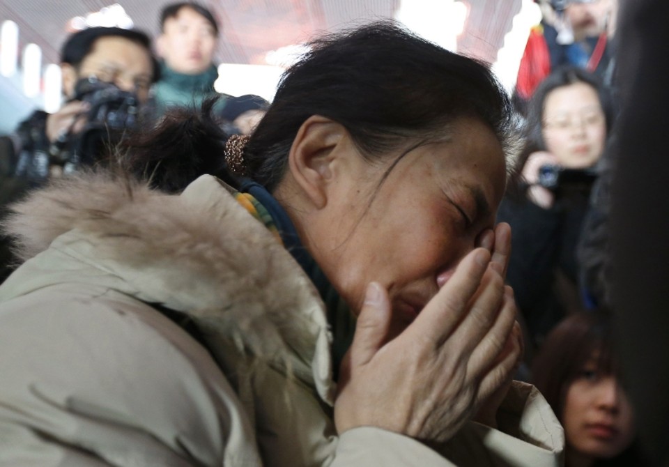 Informações desencontradas causam tensão em parentes | Kim Kyung-Hoon/Reuters