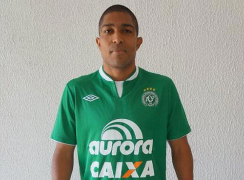 Ricardo Conceição, ex-Paraná, foi apresentado como jogador da Chapecoense | Divulgação Chapecoense