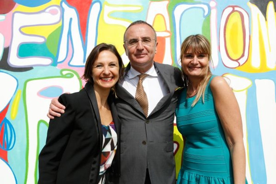 Na inauguração do Sensacional Brasil, instalado no Jardin dAcclimatation em Paris, a arquiteta Daniela Busarello, que assina a cenografia do evento, com o presidente do Jardin e secretário do grupo LVMH, Marc-Antoine Jamet, e a diretora de operações do Jardin, Catherine Jullien. A produção do evento é de Amanda Rostello, também produtora do Le Brésil Rive Gauche, exposição que aconteceu no Le Bon Marché | Marina Tellechea