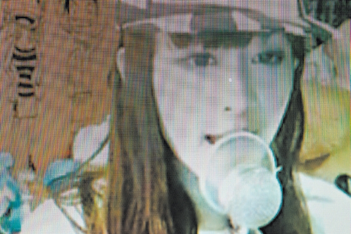 Poison pode ganhar US$ 90 mil cantando em frente ao PC do quarto | Gilles Sabrie /The New York Times