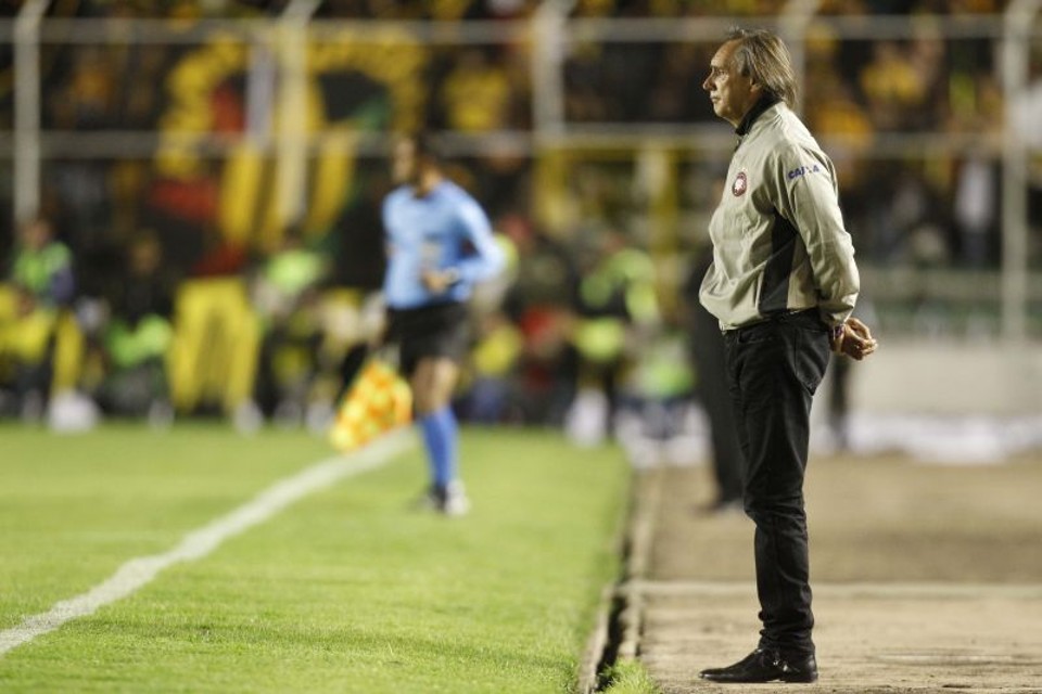 Após eliminação, Portugal está com o cargo ameaçado no Atlético | Hugo Harada, enviado especial / Gazeta do Povo