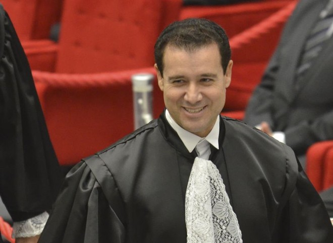 Néfi Cordeiro tomou posse como ministro do STJ nesta quinta-feira (3) |