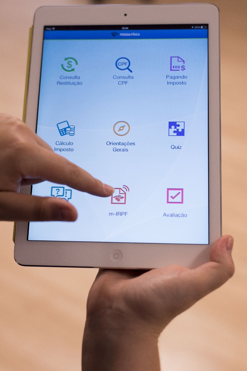 Contribuintes têm só mais dois dias para enviar a declaração | Henry Milleo/Gazeta do Povo