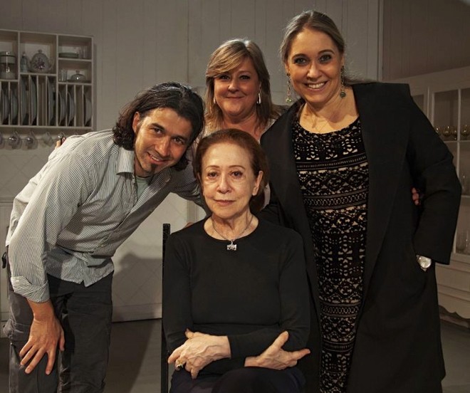 Fernanda Montenegro foi a primeira atriz convidada. Em pé, à direita, a coordenadora Liana Leão |