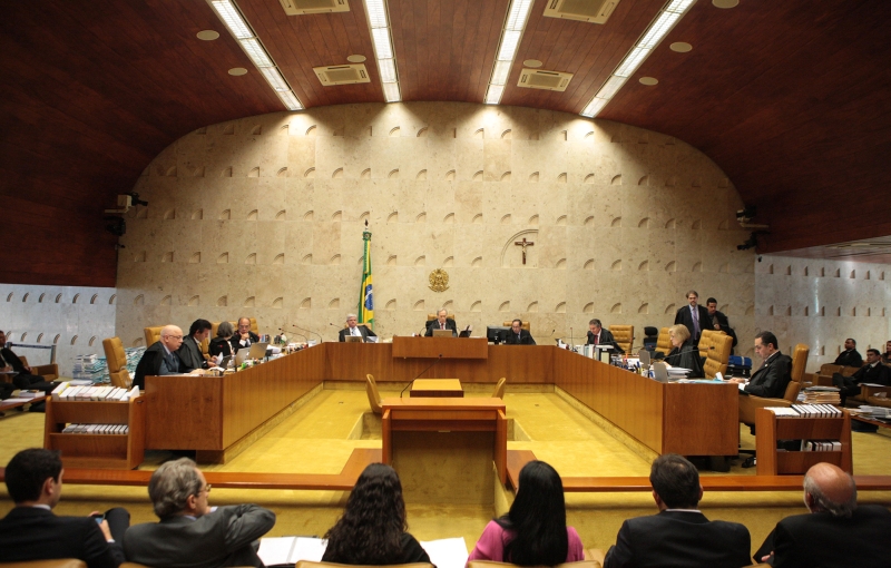 Sessão do STF: maioria dos ministros entendeu que empresas não têm direitos políticos e não podem participar do processo eleitoral | Carlos Humberto