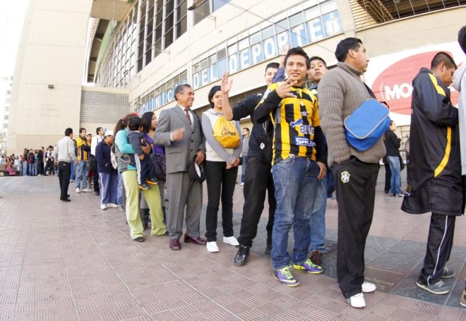 Torcedores do aniversariante Tigre mostram confiança para a partida desta noite | 