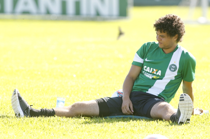 Victor Ferraz não enfrenta Caldense pela Copa do Brasil | Antonio More / Gazeta do Povo