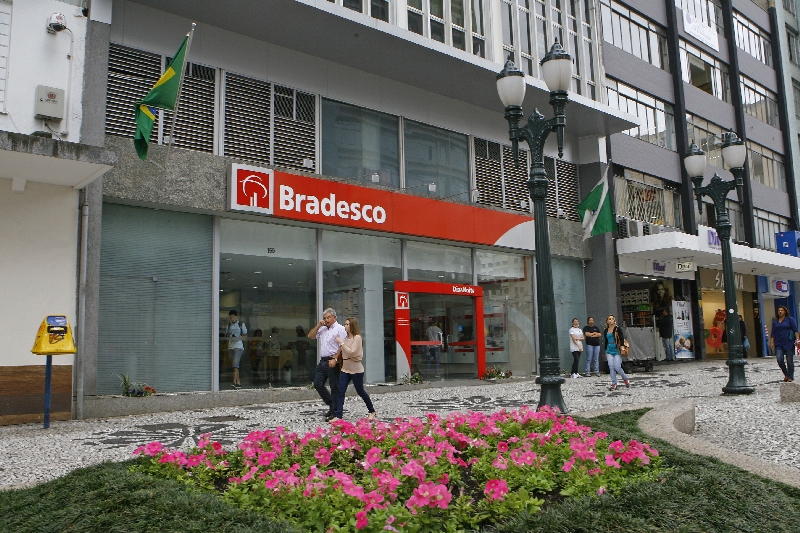 Banco lucrou R$ 3,44 bilhões entre janeiro e março deste ano | Antônio More/ Gazeta do Povo