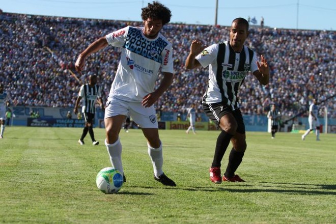 Londrina e Maringá fizeram partida bastante movimentada no domingo | 