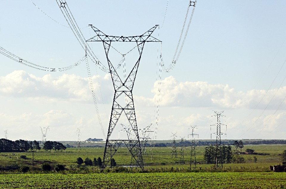Com infraestrutura deficiente, Paraguai ainda sofre cortes de energia constantes em alguns departamentos | Marcos Labanca/ Gazeta do Povo