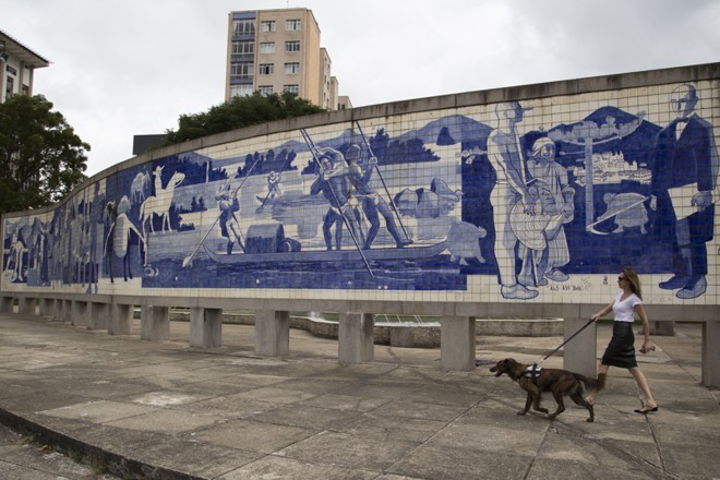 Praça 19 de Dezembro |