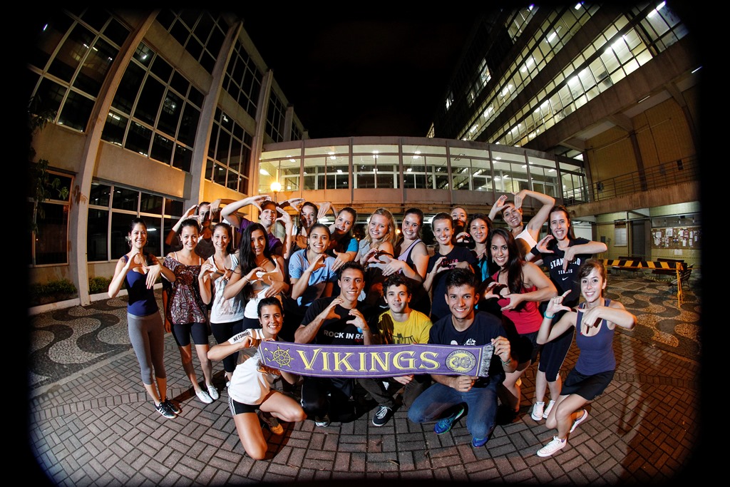 O Helgas e Hagars conta hoje com 18 mulheres e seis homens, que treinam todas as terças e quintas-feiras no Centro Politécnico. | Daniel Castellano / Gazeta do Povo