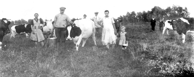 Leiteiros, da colônia alemã-russa, instalaram-se em espaços ao redor de Curitiba, na década de 1920 |