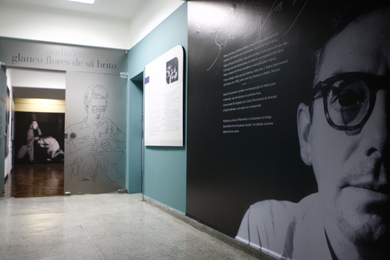 Mostra revisita a trajetória do escritor e dramaturgo que dá nome ao Miniauditório | Jonathan Campos/Gazeta do Povo