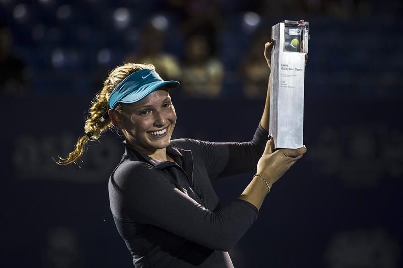 Com apenas 17 anos, a tenista croata Donna Vekic fatura 1º título na WTA | Ahmad Yusni/EFE