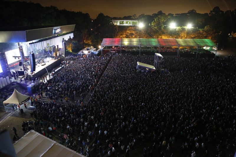Público lota a pedreira durante festival | Henry Milleo/Agência de Notícias Gazeta do Povo