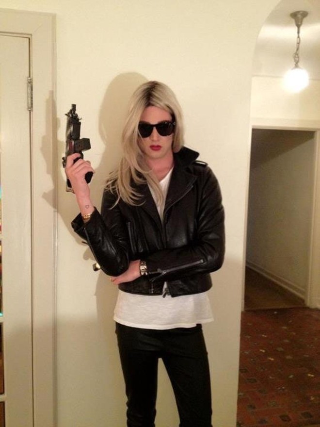 Cena do trailer Gasoline | 