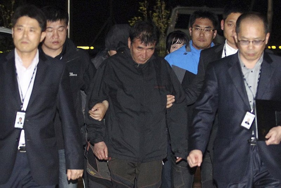 Lee disse estar profundamente envergonhado | Yonhap/Reuters
