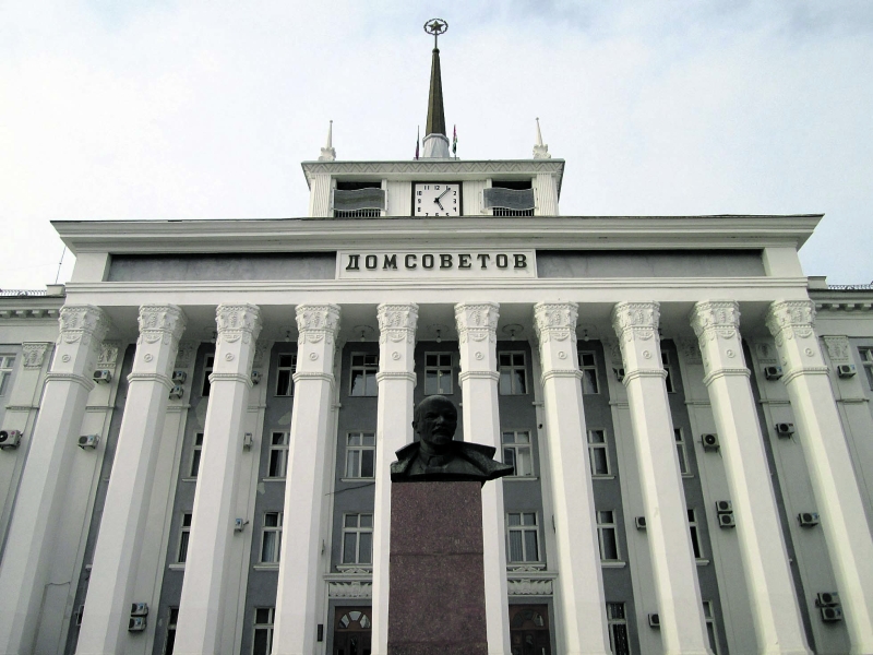 Estátua de Lenin em Tiraspol, um dos vários resquícios da época de domínio soviético | Raul Sanchez/Efe