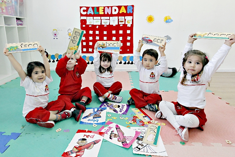 Na escola bilíngue Maple Bear, de Curitiba, os alunos aprendem inglês desde o maternal | Albari Rosa/Gazeta do Povo