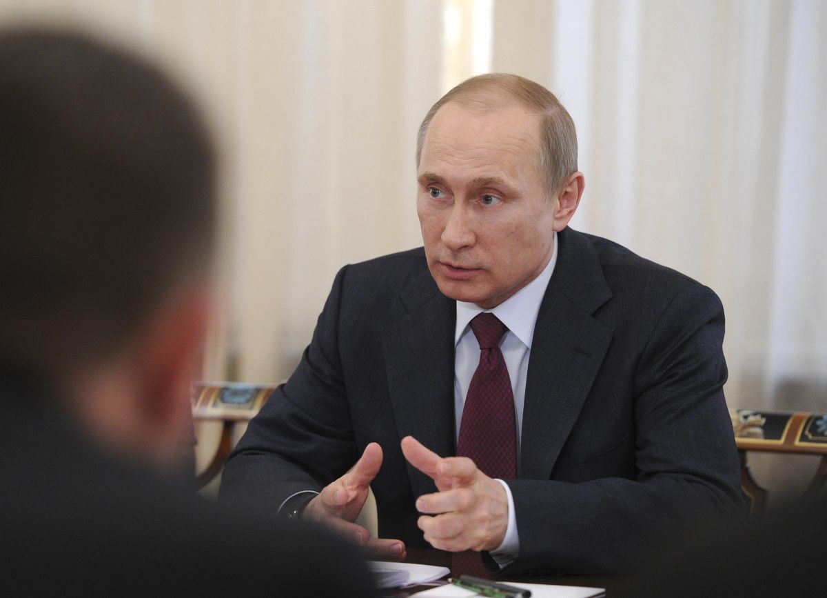 Em uma carta a líderes europeus, Putin pediu consultas urgentes para estabilizar a economia ucraniana | REUTERS / Mikhail Klimentyev