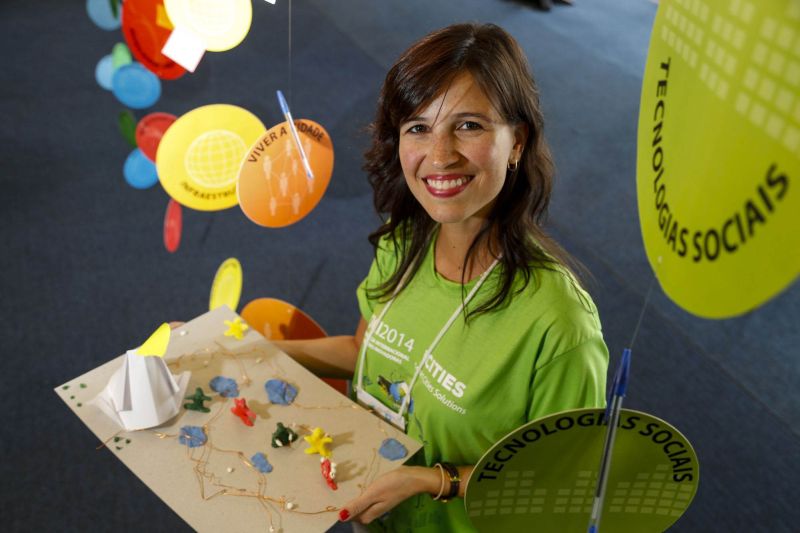 Juliana Ceccatto quer democratizar o conhecimento | Henry Milleo/ Gazeta do Povo