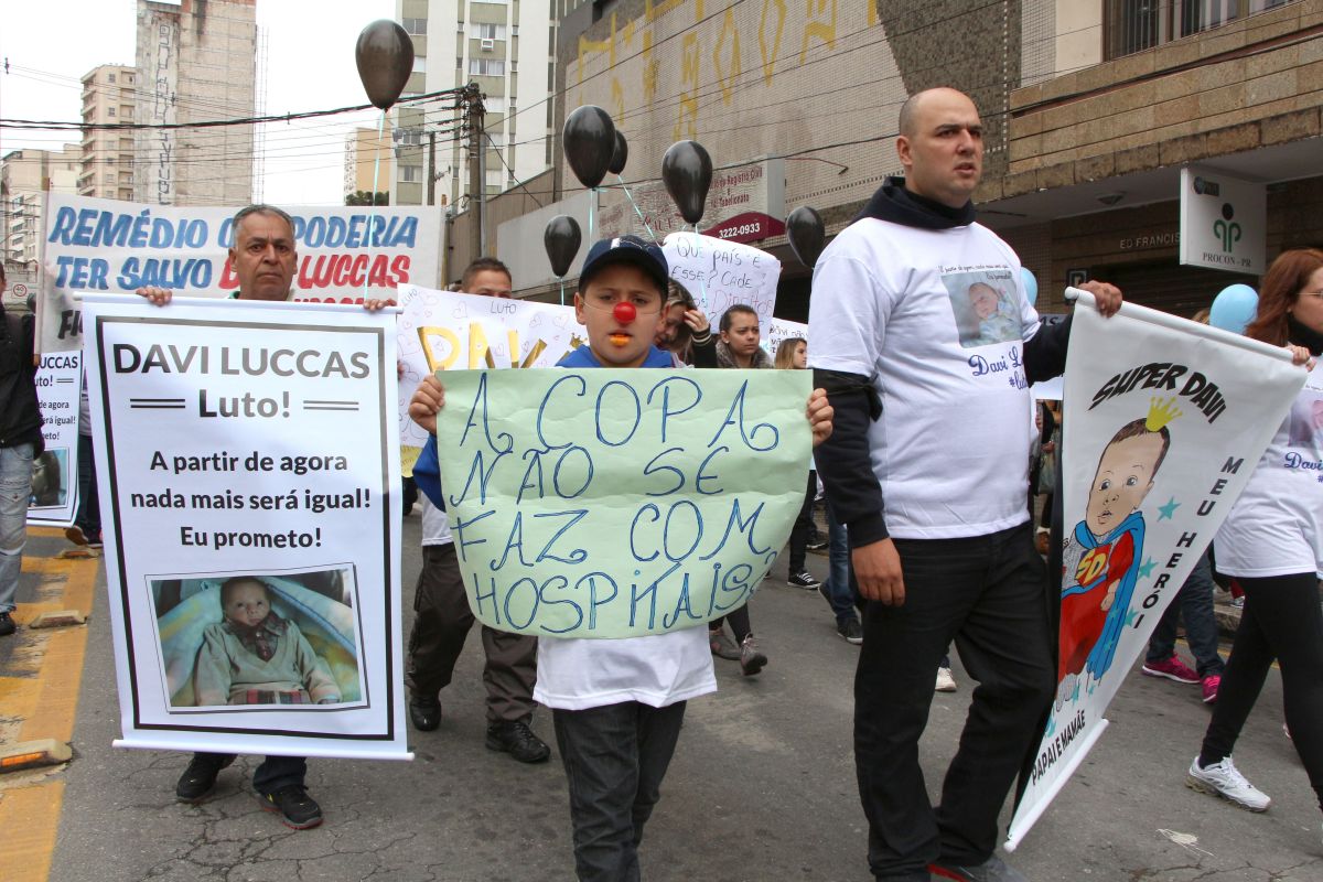 | Atila Alberti / Tribuna