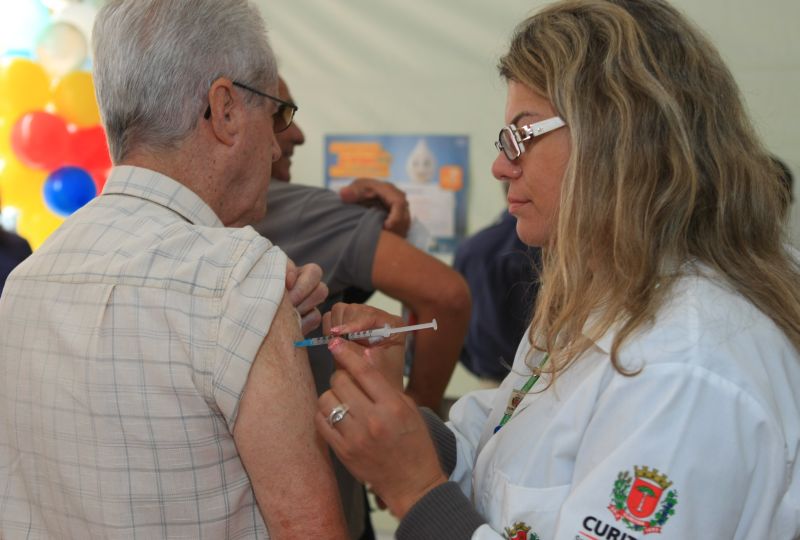 Campanha de vacinação começou nesta terça-feira | Aniele Nascimento/Agência de Notícias Gazeta do Povo