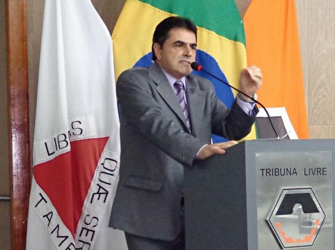 Deputado Domingos Sávio (PSDB-MG) |