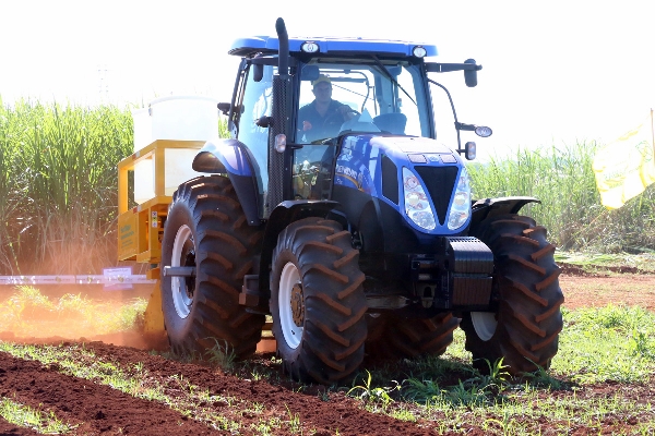 Equipamentos e máquinas usadas em lavouras de cana tiveram menos compradores | Divulgaa§a£o/agrishow