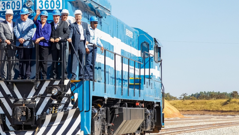 Dilma na inauguração do trecho da ferrovia: pose de candidata e elogio de tucano | Roberto Stuckert Filho/ Presidência da República