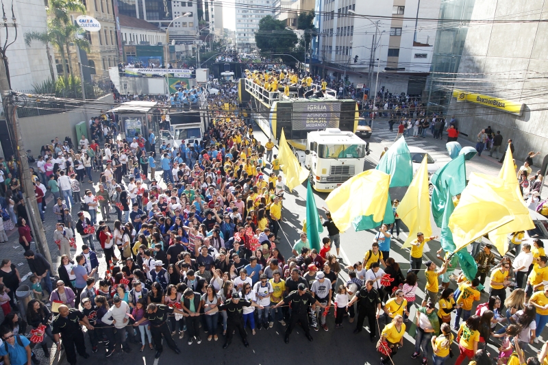 Marechal Deodoro ficou tomada por cristãos | Antonio More/ Gazeta do Povo