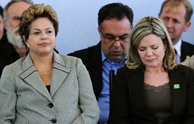 Dilma: imagem desgastada pelos últimos escândalos |