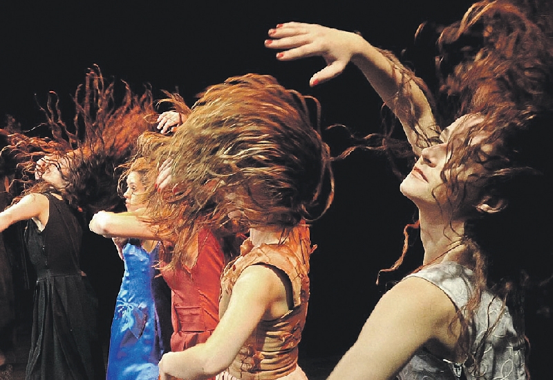 A Sagração da Primavera, do Balé Guaíra (2012): recriação do clássico moderno com influências de Pina Bausch | Sergio Vieira/Divulgação