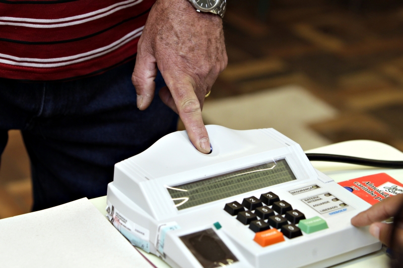 Eleições em outubro: só vota quem tiver título em dia | Daniel Castellano/ Gazeta do Povo