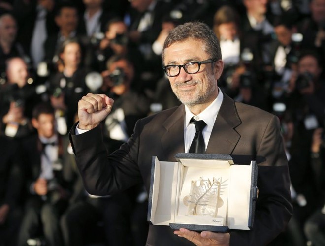 O diretor turco Nuri Bilge Ceylan, com a Palma de Ouro de Cannes 2014 |