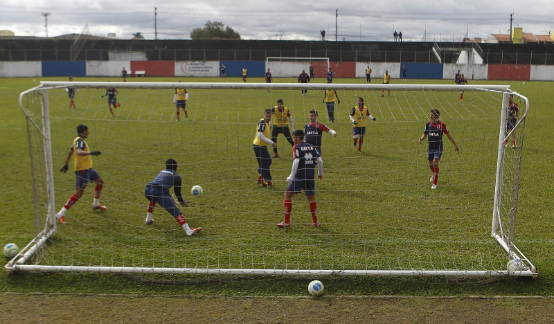 O treino do Paraná ganhou descontração após triunfo sobre o Náutico | Jonathan Campos/ Gazeta do Povo