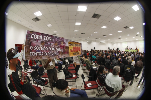 Copa 2014: o gol não pode ser contra o povo | Daniel Castellano/ Gazeta do Povo