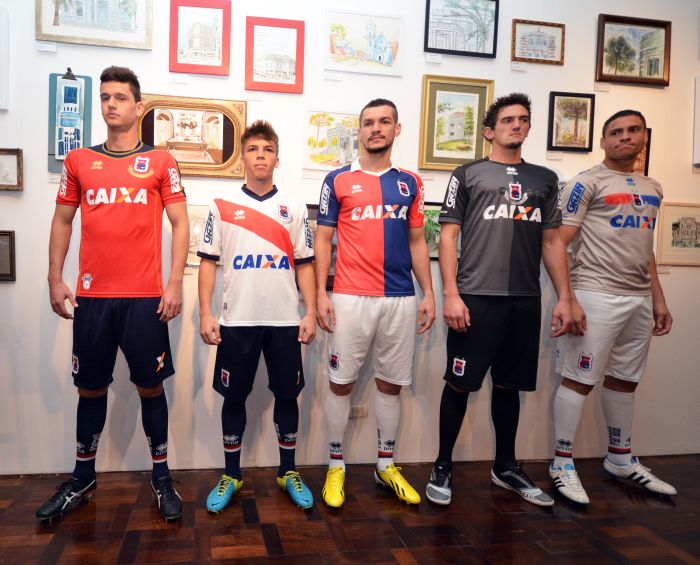 Novos uniformes de jogo e treino do Paraná | Marco Sharneski / Tribuna do Paraná