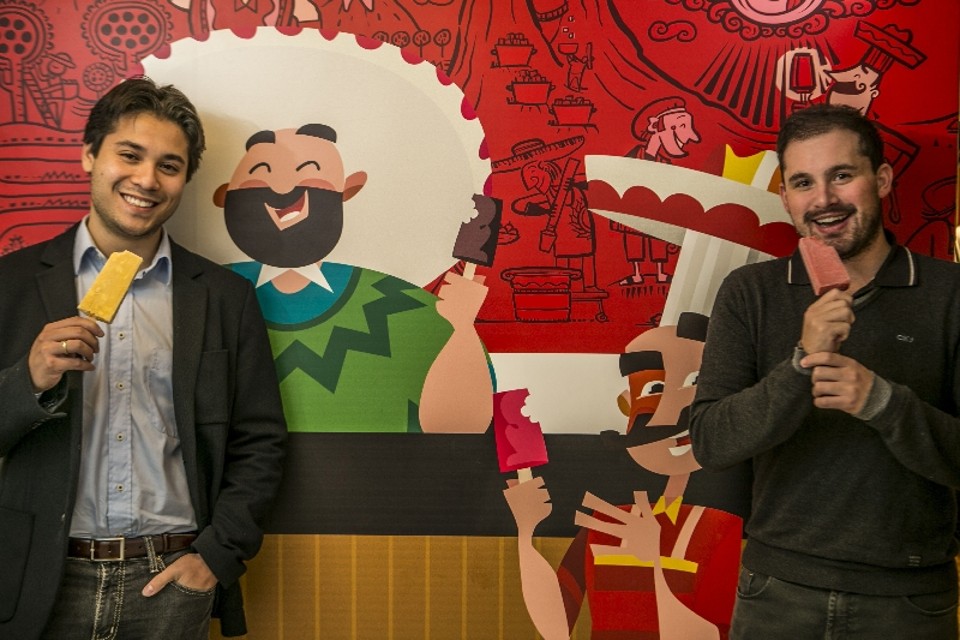 Fábrica de sorvetes e de novas empresas Gean Chu e Gilberto Verona Filho transformaram as paletas mexicanas em modelo de negócio | Marcelo Andrade/ Gazeta do Povo