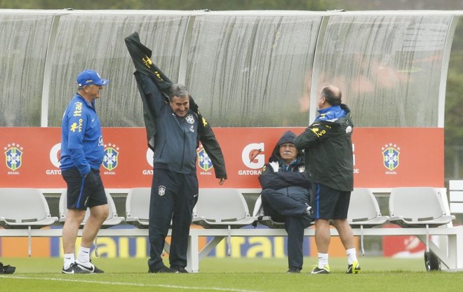 Comissão técnica preparada para o frio na região serrana do Rio de Janeiro | 