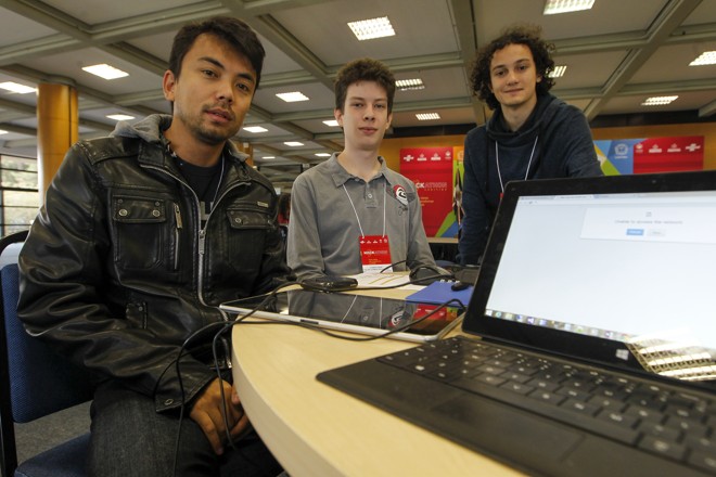 Rinaldi Segecin, Felipe Pegoraro e Cristovao Trevisan estão entre os universitários da competição |