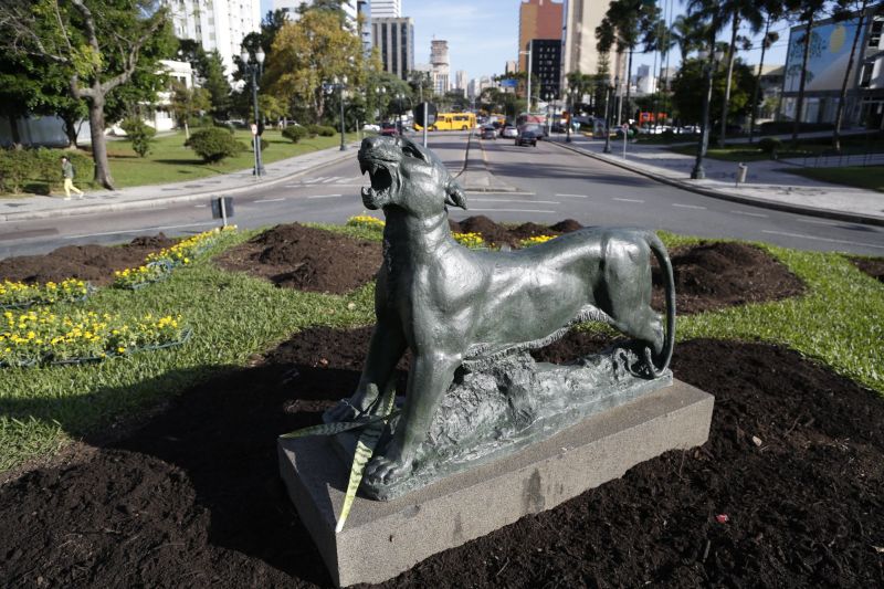 Luar do Sertão é a segunda das três obras de Turin que volta ao seu local original após passar por reparos | Henry Milleo/ Agência de Notícias Gazeta do Povo