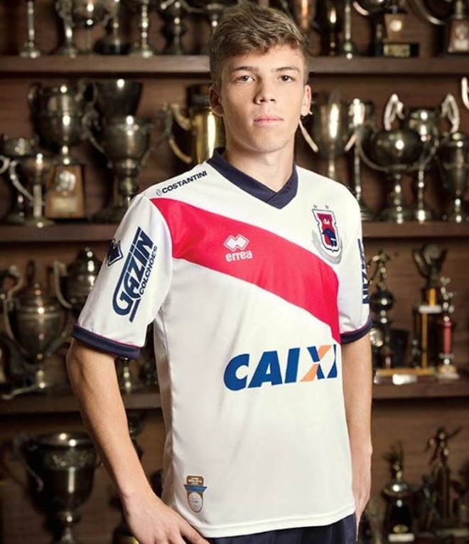 Nova camisa 2 do Paraná, inspirada no uniforme dos Estados Unidos na Copa de 50 |