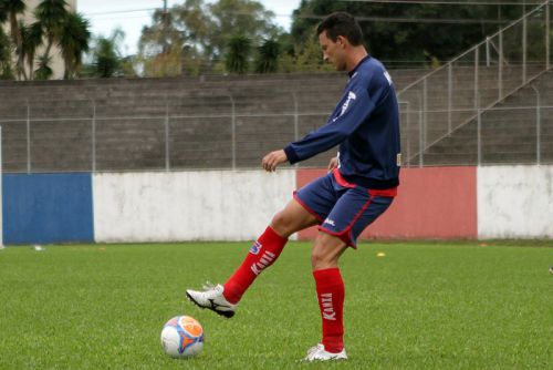 Gustavo vinha treinando normalmente com o elenco paranista | Paraná Clube