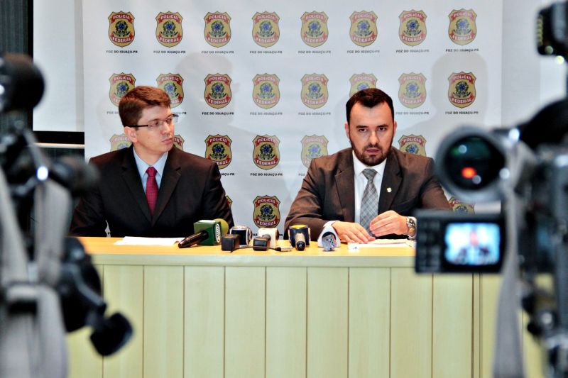 Delegados da PF e da Receita falam da Operação Sustenido | Kiko Sierich/Gazeta do Povo