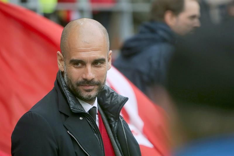 Pep Guardiola casou-se nesta quinta-feira, em Matadepera, em Barcelona | EFE